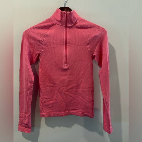 All in Motion Pink Activewear Top - Picture 1 of 5
